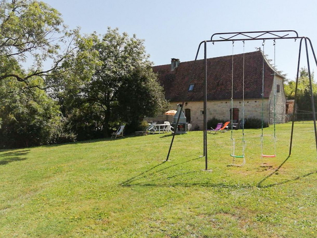 photo 0