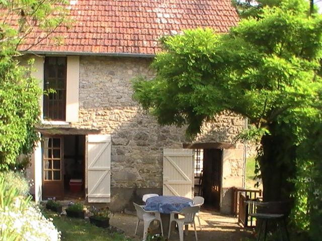 photo 0