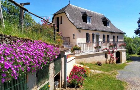 G&icirc;te n&deg;46G13147 Bannes - Lot - L'Oustal de l&ocirc; Z&eacute;lia