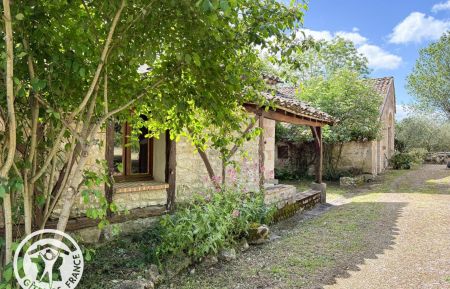 G&icirc;te n&deg;46G13364 Trespoux-Rassiels - Lot - photo