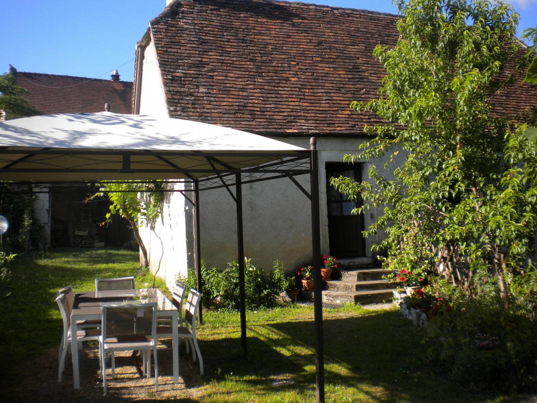 photo 0