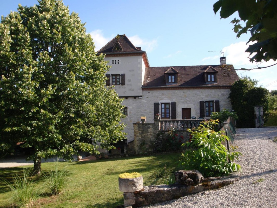 photo 0