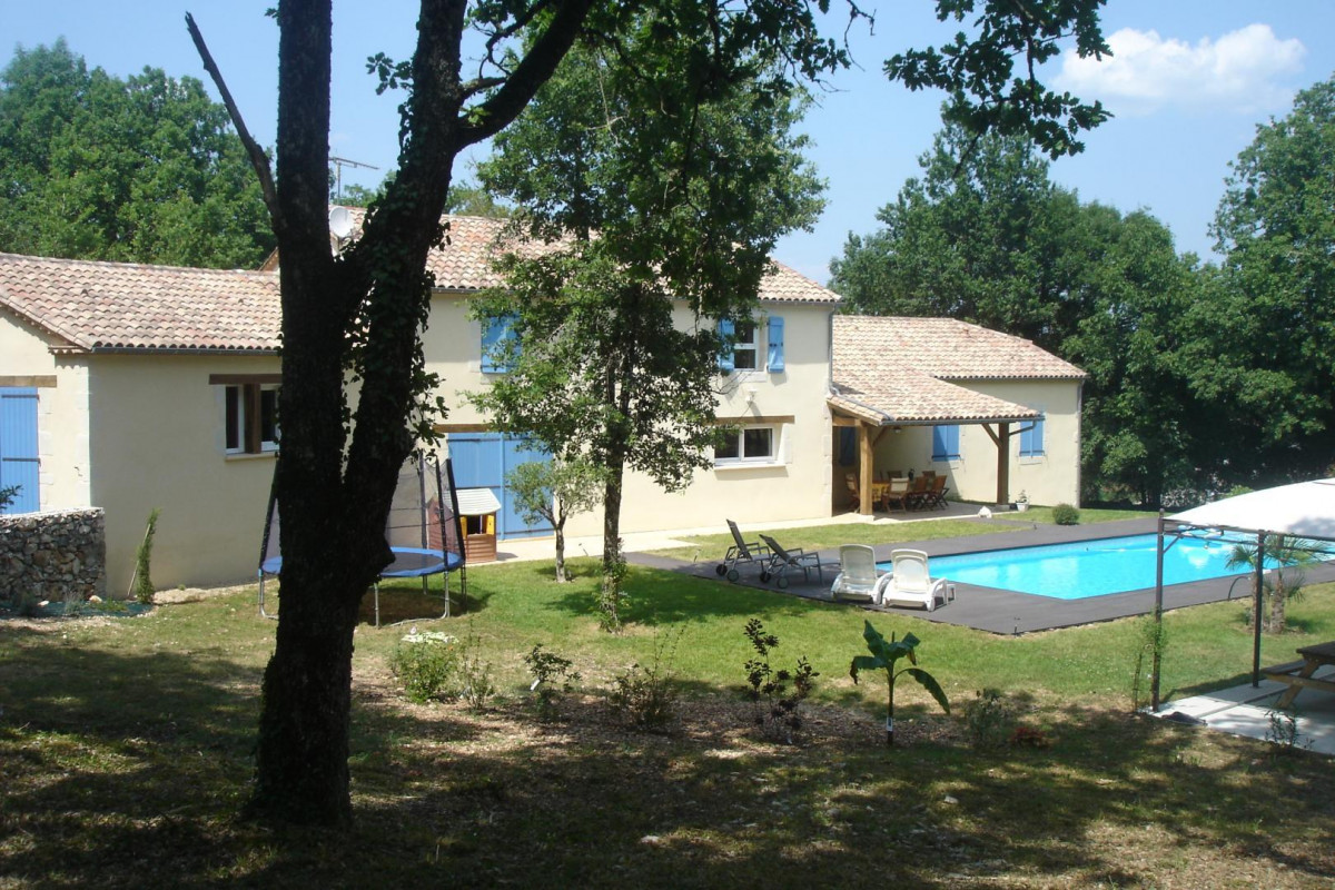 photo 0