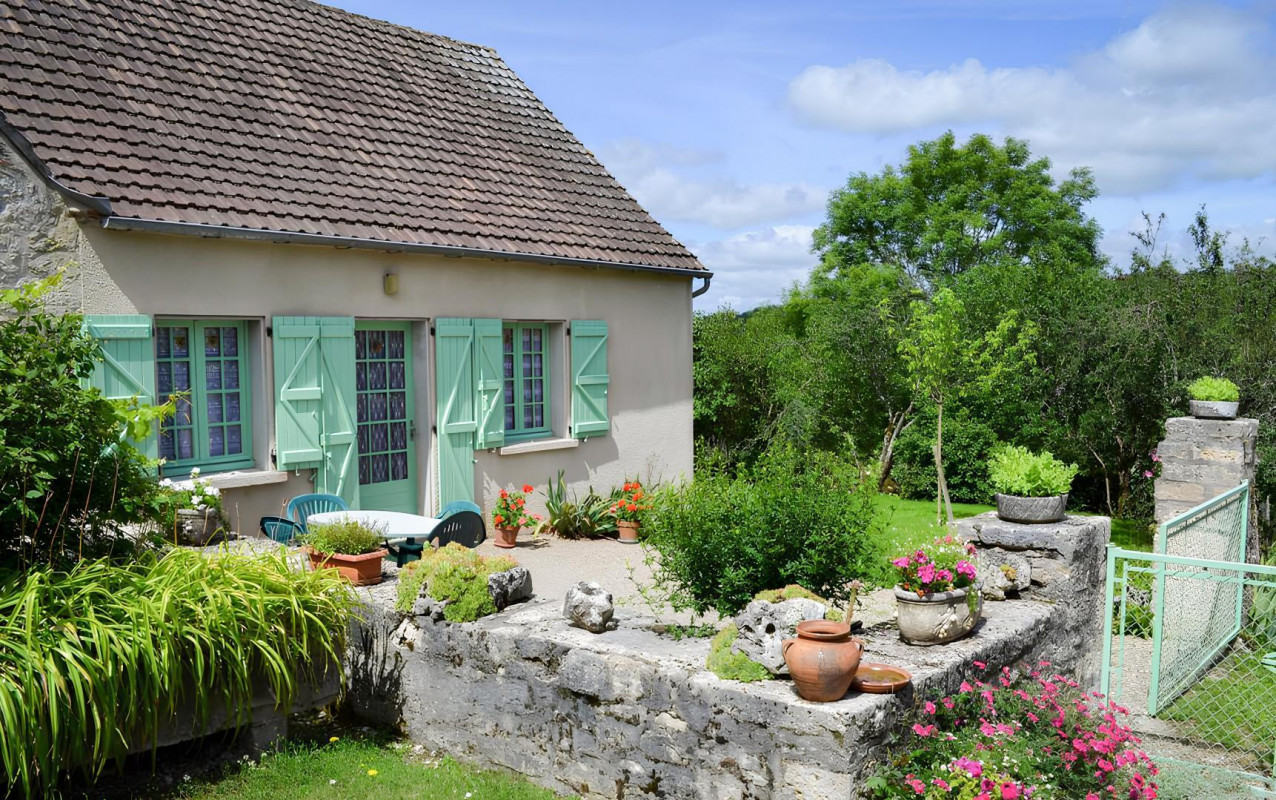photo 0