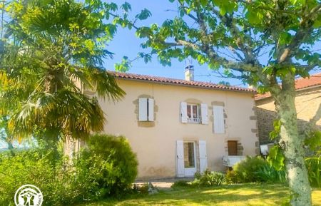 G&icirc;te n&deg;46G12769 Viazac - Lot - photo