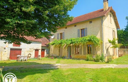 G&icirc;te n&deg;46G13011 L&eacute;obard - Lot - photo