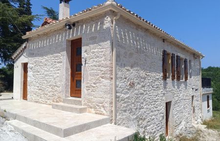 G&icirc;te n&deg;46G13241 Villes&egrave;que - Lot - facade