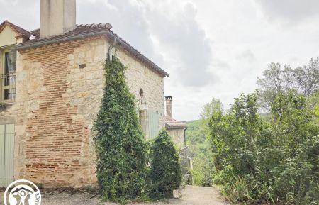 G&icirc;te n&deg;46G12214 B&eacute;laye - Lot - photo