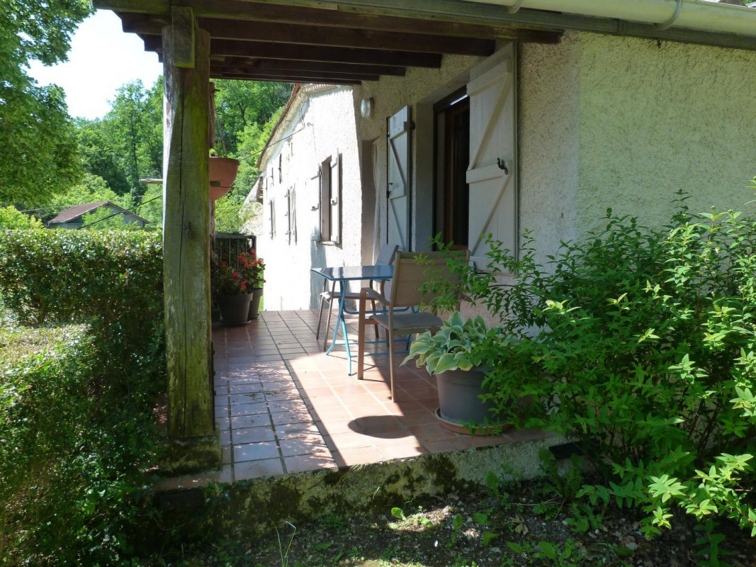photo 0